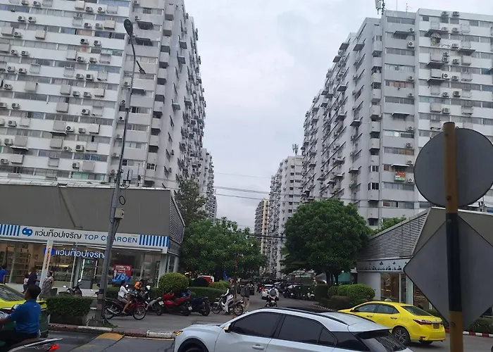 Popular Muang Thong Condo,building 5 Apartment *